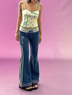 2000s Clothing Brands, Y2k Fashion Colorful, Aesthetic 2000s Outfits, 2000 Outfit, Y2k Aesthetic Clothes, Brand Outfits, 2000s Fashion Inspiration, Pixie Rebels, 2000s Outfits