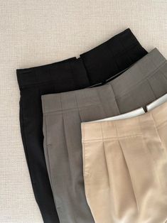 Chic, classic trendy trousers with wide leg and two pin tucks. Extra wide leg creates a chic silhouette and comfortable fit. Suit pants for casual or dress wear. Model is in MINUSEY S. ✔️ Free worldwide express shipping over $100✔️ Loved by 6,500+ customers✔️ Limited edition collections, maximum style⠀⠀⠀⠀⠀⠀⠀⠀⠀Stay ahead of the trend with can’t-find-anywhere-else staples. Your closet will thank you 💕 * MINUSEY S = EU 34, US 2* MINUSEY M = EU 36, US 4* 97% Polyester / 3% Spandex* Dry clean* Made in Korea - Model Height: 172cm/5'7" (US2, EU34) Fitted Wide Leg Pants For Office, Office Lady Wide Leg Bottoms, Pleated Solid Color Culottes For Workwear, Pleated Solid Culottes For Workwear, Pleated Culottes For Work, Classic Wide Leg Culottes For Work, Formal Wide Leg Office Lady Bottoms, Formal Wide Leg Office Bottoms, Business Casual Pleated Ankle-length Bottoms