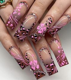 Brown And Pink Nails Design, Name On Nails, Hot Pink Leopard Nails, 200s Nails, Graphic Nail Designs, Medium Nail Designs, 90s Nail Designs, Nail Inspo Y2k