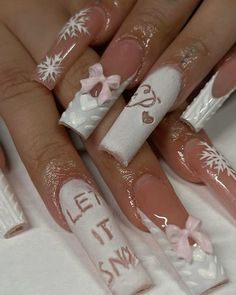 Nail Designs December, Hello Kitty Christmas Nails, Festive Nails Christmas, 2023 Winter Nails, Girly Acrylic Nails, Dope Nail Designs, Christmas Nails Acrylic, Long Square Acrylic Nails