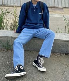 Blue Outfit Ideas Men, Jeans With Converse Outfits, Baggy Jeans Outfit Men, Blue Jeans Outfit Men, Style Blue Jeans, Outfits Guys, Blue Jeans Outfit, Asian Streetwear, Jeans Outfit Men