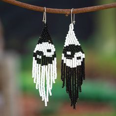 Yin and yang forces arrive from the Mexican region to transform your outings into experiences of harmonious emotions. Crafted from black and white glass beads, Adriana Trejo's waterfall earrings boast the spiritual symbol of balance—the yin and yang—in a bold pattern of authentic spirit. The design also has sterling silver hooks. Yin Yang Beaded Earrings, Snowflake Beaded Earrings, Spiritual Beaded Earrings, Indigenous Beaded Earrings, Symbol Of Balance, Waterfall Earrings, Handcrafted Beaded Jewelry, Beaded Earrings Native, Meditation Jewelry