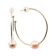 Staples of class and sophistication, our Alley round hoop earrings are beautiful in every light. Decked with a white freshwater pearl that complements your every look, you'll be gleaming like the sun all day long. Each piece of jewelry created by The Freshwater Pearl Company features genuine freshwater cultured pearls. Our collections are proudly designed in Palm Springs and distributed in the U.S. from our San Diego studio for a touch of California coastal style. Pearl Type Freshwater Pearl Siz Modern Hoop Earrings With Pearl Charm, Small Pearl Hoop Earrings For Everyday, Modern Hoop Jewelry With Pearl Charm, Everyday Small Pearl Hoop Earrings, Elegant Open Circle Hoop Earrings Gift, Rose Gold Pearl Round Earrings, Rose Gold Round Pearl Charm Earrings, Rose Gold Pearl Charm Earrings, Everyday Pearl Hoop Earrings