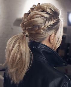 Pinterest: @ LOLAxxLOLA A Ponytail, Braided Hairstyles Updo, Penteado Cabelo Curto, Ponytail Hairstyles, Perfect Hair, Hair Updos, Pretty Hairstyles, Hair Trends, Hair Lengths