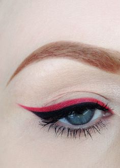 Eyeliner Tips, Red Eyeliner, Eyeliner Hacks, Eyeliner Products, Learn Makeup, Valentines Day Makeup, Eyeliner Styles