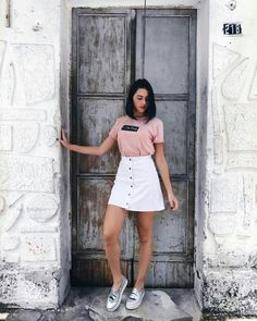 15 Outfits para verte mejor que las haters de tus primas 15 Outfits, Outfits Juvenil, Basic Clothes, Outfits Everyday, Fashion Everyday, Rock Outfit, Foto Tips, Tumblr Outfits, Fashion Photography Poses