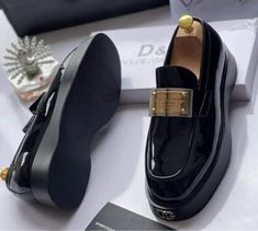 Lofar Shoes For Men, Black Shoes Outfit Men, Black Men Casual Outfits, Men Shoes Style, Black Shoes Outfit, Black And Gold Shoes, Native Fashion, Honda 125, Black Leather Dress Shoes