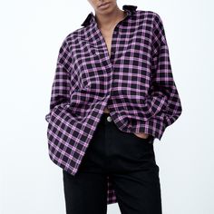 New W Tags Size Xs Oversized Fit Oversized Pink Shirt For Fall, Oversized Purple Button-up Top, Purple Oversized Button-up Top, Oversized Purple Collared Top, Oversized Purple Workwear Tops, Trendy Zara Shirt In Relaxed Fit, Oversized Purple Shirt For Spring, Oversized Purple Tops For Work, Casual Purple Blouse Relaxed Fit