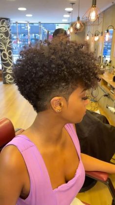 Tapered Natural Hair Cut, Short Natural Haircuts, Cabello Afro Natural, Short Hair Designs, Short Natural Curly Hair, Hair Twists, Hair Goal, Fresh Cuts