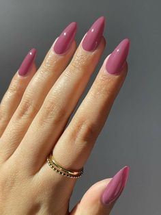 Long Almond, Simple Fall Nails, Nude Nail Designs, Trendy Nail Art Designs, Colorful Nails, Simple Acrylic Nails, Almond Nails Designs, Rose Nails, Party Dance