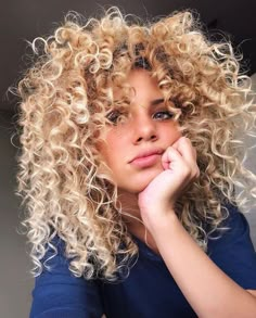 Blonde Curly Hair, Cute Curly Hairstyles, Colored Curly Hair, Spring Hair Color, Curly Hair Inspiration, Permed Hairstyles, Spring Hairstyles, Long Curly Hair, Curly Girl