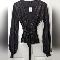 Nwt Windsor Black Sequence Party Blouse Perfect Condition, Never Worn Size - Small Glamorous V-neck Party Blouse, Spring Black Blouse For Party, Spring Party Blouse In Black, Spring Party Black Blouse, Holiday V-neck Blouse For Night Out, Party-ready Tops For Evening And Party Season, Fitted V-neck Top For Party, Black Sequin Blouse For Date Night, Black Party Tops For Spring