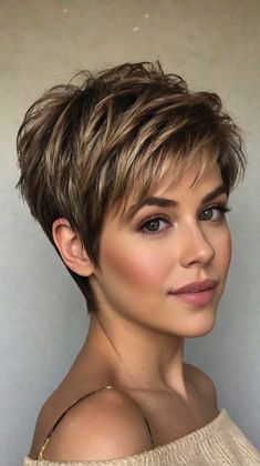 Elegant Short Layered Haircuts Ideas for Layered Curly Pixie 🌈 Balayage On Pixie Hair, Pixie Haircuts For Women Over 60, Layered Haircuts Short, Short Layered Haircuts For Women, Haircut Short Hair, Super Short Pixie, Layered Haircuts For Women, Hair Dye Ideas