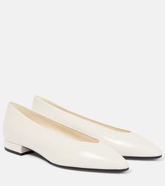 Rebecca leather ballet flats in white - Loro Piana | Mytheresa Loro Piana Shoes, Slingback Flats, Brown Flats, Leather Moccasins, Pointed Toe Shoes, Evening Shoes, Pointed Toe Flats, Leather Ballet Flats, White Flats