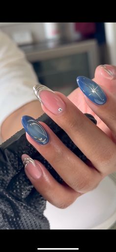 Bold Winter Nails, Navy Blue Pink Nails, Pink And Blue Winter Nails, Navy New Years Nails, Nail Ideas Blue And Silver, Winter Navy Nails, Nail Inspo Short Winter, Navy Blue Nail Ideas Acrylic, Blue November Nails