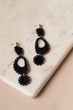 FEATURES: 🖤 Funky style drop earrings 🖤 Vegan leather with gold accent stud 🖤 Pair with just about any look and watch as the compliments roll in! Length 3" Baseball Stitch, Funky Style, Funky Fashion, Gold Accent, Leather Earrings, Gold Accents, Gold Black, Vegan Leather, Drop Earrings