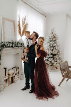 2021 Christmas Card Photos – Hunter Premo Christmas Card Outfits, Photoshoot Clothes, Christmas Card Photos, Christmas Pictures Outfits, Holiday Mini Session, Xmas Pictures