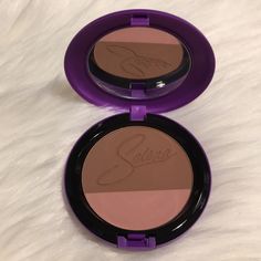 Bnib Mac Cosmetics Selena Collection. Powder Blush. Techno Cumbia. Beautiful Packaging Mac Selena Collection, Makeup Mac, Powder Blush, Mac Makeup, Blush Makeup, Blush Color, Beautiful Packaging, Makeup Cosmetics, Mac Cosmetics