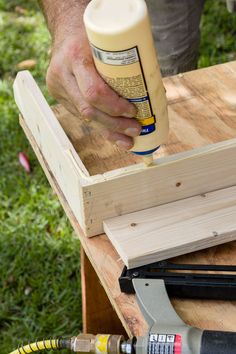 Apply glue to face of the rack Simple Shoe Rack