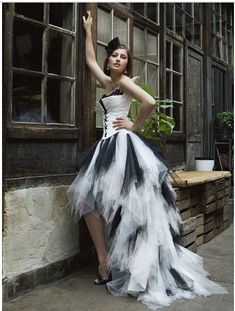 Masquerade Party Dresses, White Tulle Wedding Dress, Tutu En Tulle, Wedding Dresses High Low, Prom Dress 2014, Gothic Wedding Dress, Prom Dresses For Sale, Black White Wedding, Perfect Prom Dress