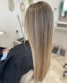 Highlights Brown Hair Balayage, Blond Highlights, Balayage Straight Hair, Blonde Lowlights, Perfect Blonde Hair, Rambut Brunette, Summer Blonde Hair, Bronde Balayage