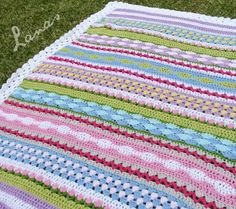 [Free Pattern] Make Your Own Fantasy Blanket - Daily Crochet