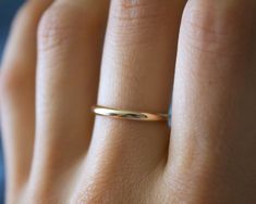 Whimsical 5 band stackers✨ Handmade 14k gold fill soldered bands, which are perfect for everyday wear, and those of you who are minimalistic! Beautiful statement piece, which gives off an etherial and Grecian feel 🦋✨ MATERIAL: 14/20 (karat/purity) gold fill THICKNESS: each band varies from 1- 2.31 mm *will NOT tarnish Each are uniquely hand crafted!💕 Vegan Jewelry, Hammered Band, Stackable Bands, Textured Ring, Gold Filled Ring, Argentium Silver, Minimalist Ring, Delicate Jewelry, Unisex Jewelry