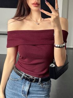 Camiseta entallada de unicolor para mujer con hombros descubiertos para el verano Burdeos Casual  sin mangas Tela tejida Liso  Estiramiento medio  Women Clothing, size features are:Bust: ,Length: ,Sleeve Length: Women T Shirts, Kids Beachwear, Maternity Bag, Summer Women, Women Clothing, Women Clothes Sale, Womens Tees, Knitted Fabric, Off Shoulder