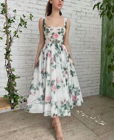 Tulle Gown Prom, Tulle Prom Dress A Line, Floral Prom Dress, Rose Gown, Floral Prom Dresses, Tea Length Dresses, Tulle Prom Dress, Bustiers