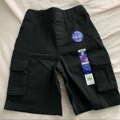 Brand New With Tags Black Cargo Shorts Elastic Waistband 4 Pockets All On The Front Just Linty From Storage Size 4 Black Cargo Shorts, Black Cargo, Kids Bottoms, Cargo Shorts, Size 4, Elastic, Brand New, Tags, Black