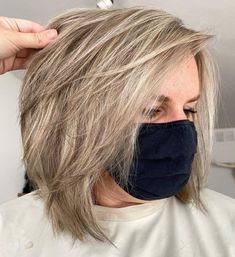 2023 Womens Haircut Trends, Medium Length Haircut For Fine Hair With Bangs Over 50, Lobs For Women Over 50, Shattered Layers Medium, Layered Fine Hair Medium, Shattered Bob Medium, Medium Length Haircuts For Women Over 50, Haircut Medium Layered Shoulder Length, Razored Bob Haircut Choppy Layers