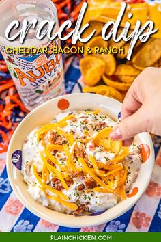 Crack Dip – Cheddar Bacon Ranch Dip – I always double the recipe and there are never any leftovers! People go crazy for this dip!! Sour cream dip loaded with cheddar, bacon, and ranch mix. Super simple to make and super delicious. One bite of this yummy ranch dip and you will be blown away! Great for parties! Low-carb, keto-friendly, and gluten-free! Serve with chips, veggies, or crackers. Superbowl Party Appetizers, Bacon Puffs, Bacon Cheddar Dip, Bacon Ranch Dip, Cream Cheese Sausage Balls, Easy Super Bowl, Sour Cream Dip, Bacon Dip, Plain Chicken