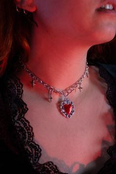 Gothic Jewelry by odd moths on Etsy Grunge Chokers, Witchy Grunge, Necklace Gothic, Alternative Jewelry, Jewelry Outfit, Gothic Jewelry, Jewelry Inspo, Vintage Necklace, Heart Necklace