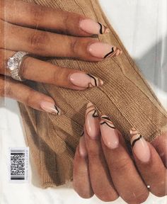 Nails Black Women, Fall Nude Nails, Autumn Manicure, Brown Acrylic Nails, Acrylic Toe Nails, Nails Today, French Acrylic Nails, Casual Nails