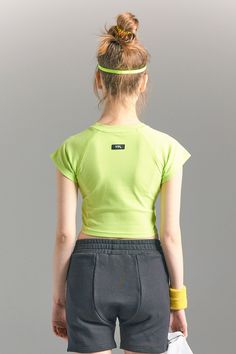 Just when you thought your love for our our cropped tees couldn’t get any deeper, we made this. Meet the Crop Short Sleeve Shirt, a cool crop with a crew neckline and center seam, made from our soft cotton. Keep it chill with sweat shorts or pair with high-waisted jogger. Summer Athleisure Cropped Crew Neck Shirt, Sporty Cropped T-shirt For Spring, Green Stretch Cotton Cropped T-shirt, Sporty Cropped Cotton T-shirt, Spring Crew Neck Cropped Shirt For Streetwear, Crew Neck Cropped Shirt For Spring Streetwear, Spring Crew Neck Crop Top For Streetwear, Sporty Cotton Cropped Shirt, Sporty Crew Neck Crop Top For Spring