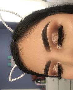 abbyys pins | follow me for more @abbyrheuark12 | Make Up Diy, Ball Makeup, Make Up Designs, Makeup Sephora, Prom Eye Makeup, Prom Makeup Looks, Formal Makeup, Smink Inspiration, Makijaż Smokey Eye