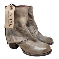 New Bedstu 6 Iris Taupe Gray Leather Zipper Ankle Boto Western Boho Rustic Woman Bedding, New Bed, Rustic Colors, Bed Stu, Western Boho, New Beds, Gray Leather, Leather Zipper, Grey Leather