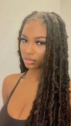 Butterfly Locs, Cute Braided Hairstyles, Hairdos For Curly Hair, Hair Advice, Dope Hairstyles, Locs Hairstyles, Baddie Hairstyles