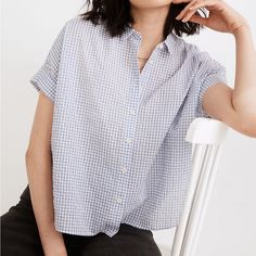 Madewell Hilltop Shirt In Seersucker Gingham Check In Size Medium - New Without Tags Easy, Airy And Just A Touch Cropped, This Best-Selling Shirt Has A Shirred Back And A Softly Curved Hem. Made Of Textural Seersucker Fabric In Gingham Checks. * Cropped Fit. * Do Well: We Partner With The Better Cotton Initiative To Improve Cotton Farming Globally. * Poly/Cotton. * Machine Wash. * Import. * Item Na326 From A Clean, Smoke-Free Home. Summer Seersucker Shirt With Short Sleeves, Summer Seersucker Short Sleeve Shirt, Gingham Button-up Tops For Daywear, Collared Gingham Tops With Relaxed Fit, Spring Seersucker Tops, Casual Seersucker Collared Tops, Casual Collared Seersucker Tops, Summer Seersucker Tops With Relaxed Fit, Blue Seersucker Tops For Summer