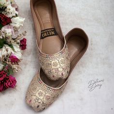 A sprinkle of gold, a touch of allure--your feet deserve nothing less. These Khussas feature exquisite resham work, providing both comfort and a remarkably soft non-slip sole. These shoes are ideal for weddings, bridal showers, birthdays, family gatherings, or any memorable occasion. Our shoes are available in US sizes and are true to size. Nevertheless, we understand that each customer may have unique foot characteristics. Don't hesitate to reach out to us if you have any inquiries or concerns. To explore additional styles, kindly visit our website at dulhansdiary.etsy.com. . . . . . FREE SHIPPING WITHIN USA . . . .  #tradionalshoes #handmadeshoes #wedding #desiwedding #partywear #simplekhussa #pakistanifashion #punjabifashion #ladies #shoes  #pakistanishoes  #bangladeshibride #luxeryshoe Gold Slip-on Heels For Wedding, Gold Open Toe Sandals For Reception, Gold Embellished Closed Toe Sandals, Elegant Gold Sandals For Festive Occasions, Gold Sandals With Gota Work For Festive Occasions, Traditional Gold Sandals For Party, Festive Gold Sandals With Gota Work, Festive Closed Toe Sandals With Gota Work, Gold Embroidered Open Toe Heels