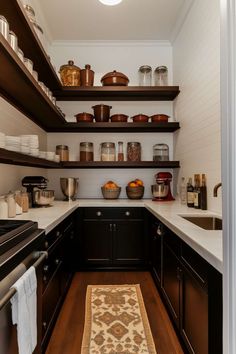 Looking for Kitchen Shelves Decor? Explore budget-friendly ideas that deliver stylish results without breaking the bank. Kitchen Shelves Decor Ideas, Sage Green Kitchens, Shelves Decor Ideas, High End Kitchen Design, Veggie Slicer