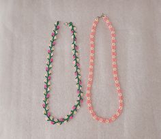 handmade product Ships from a small business in Turkey Materials: Sand beads Chain style: Beads Style: Boho and hippie Daisy Necklace: 44 cm Pink Necklace:50 cm Beads Style, Colorful Necklace, Necklace Colorful, Stil Boho, Daisy Necklace, Beads Chain, Pink Necklace, Necklace Beaded, Colourful Necklace