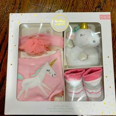 Brand New In Box! Baby Aspen Baby Girl Gift Set Includes Headband, Socks, Bib And Rattle Girl Gift Set, Baby Girl Gifts, Kids Accessories, Baby Accessories, Pink White, Baby Girl Clothes, Baby Kids, Kids Shop, Gift Set