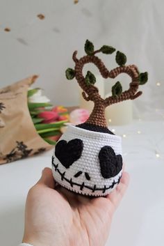 Nightmare before Christmas Jack Skellington crochet pattern Chainmail Tutorial, Planter Crochet, Crochet Skull Patterns, Heart Plant, Skull Planter, Homemade Ideas, Crochet Skull, Crochet Teddy Bear Pattern