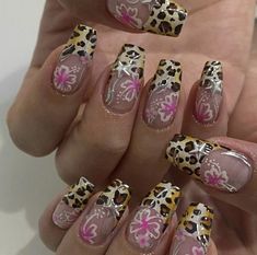 Gyaru Styles List, Y2k Japanese Aesthetic, Uñas Y2k, Gyaru Nails, Y2k Gyaru, Dot Nail Designs, Punk Nails, Dot Nail Art, Y2k Nails