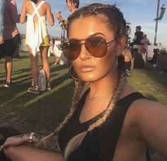 Scottish Makeup, Leeds Fest, Blond Bob, Jamie Genevieve, Nature Crown, Festival Hair, Hair Skin Nails, Beauty Guru