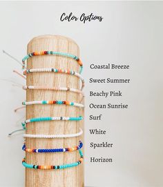 Seed Bead Necklaces Aesthetic, Seed Bead Bracelet Ideas Aesthetic, Western Anklets, Beach Bracelets Aesthetic, Beaded Anklets Diy, Beach Beaded Necklace, Summer Beaded Bracelets, Diy Anklets, Diy Anklet