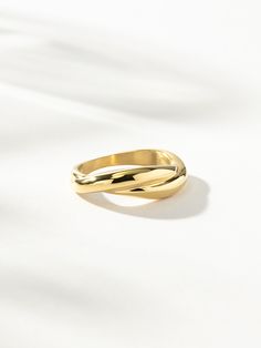 Want something that’s minimal enough for your everyday ring stack, while still adding a unique look? Our Everyday Twist Ring might just be your match. Coming in gold and silver, this twist ring is as chic as it gets. Add this twisted ring to your look along with all the minimal and statement rings your heart desires. Minimal Rings Silver, Infinity Ring Design, Gold Twist Ring, Uncommon James, Twisted Ring, Minimal Ring, Everyday Ring, Ring Stack, Infinity Ring