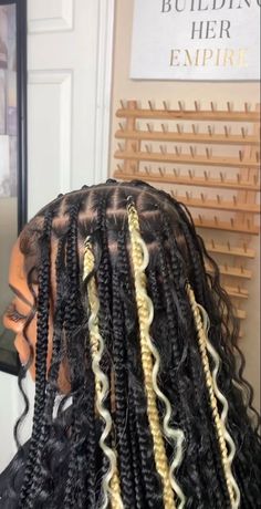 Boho Knotless Braids With Blonde Highlights, Boho Colored Braids, Knotless With Blonde Highlights, Black And Blonde Knotless Braids Boho, Blonde And Black Boho Knotless Braids, Large Boho Knotless Braids With Color, Black And Blonde Goddess Braids, Black Braids With Blonde Highlights, Braids With Blonde