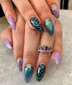 Liz Jozefowicz on Instagram: “Part of your world 🧜🏻‍♀️🐠🦀 Nails inspired by her Ariel ring 😍 • • • • • • • • • • • #thelittlemermaid #ariel #mermaids #mermaidnails…” Disney Nails Ariel, Ariel Inspired Nails, Ariel Nails Disney, Ariel Nails, World Nails, Character Nails, Sea Nails, Classy Acrylic